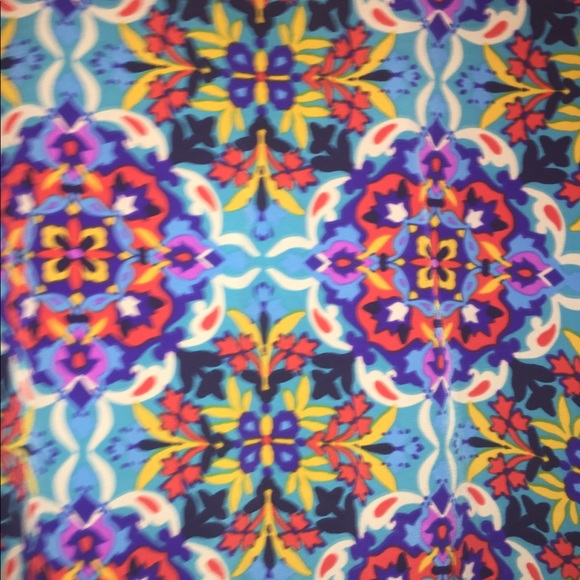 NWOT Francesca’s high low blouse/tunic! - Picture 2 of 4